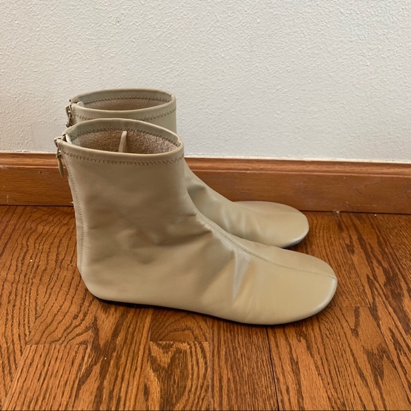 💗 3 for $20💗 Zara round toe low heel leather taupe gray boot - Picture 5 of 14